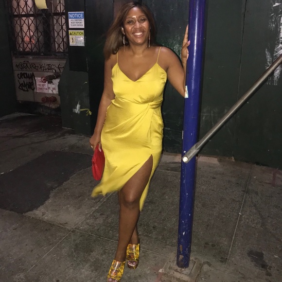 ¡¡ Meet Courtney, Posh Ambassador!! - Picture 2 of 3